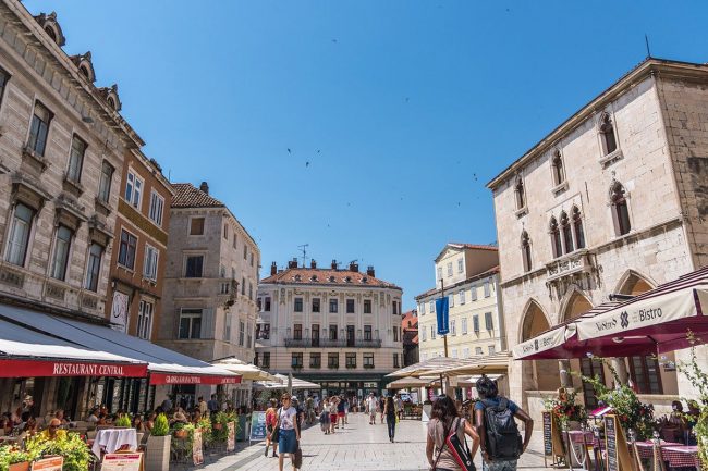 split-central-square-hotel Central Square Heritage Hotel